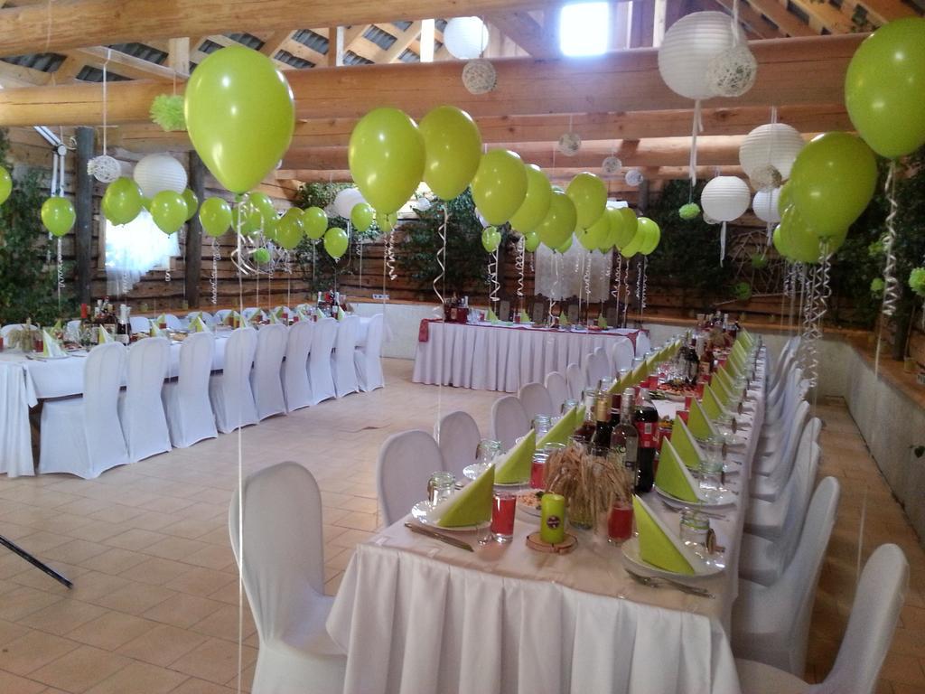 Kucuru Dzirnavas Hotel Lautere Ngoại thất bức ảnh